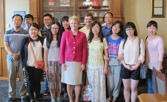 Sun Yat-sen students visiting with the lieutenant governor